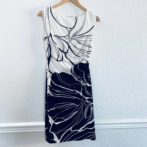 Lauren Ralph Lauren Dresses & Skirts - Lauren Ralph Lauren black white sleeveless cocktail dress size 6